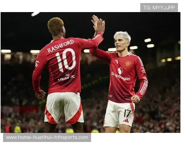 曼联边路过人节奏火辣，加纳乔倒地扫射建功