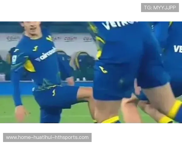 外脚背弧线球直挂上角引爆社媒讨论